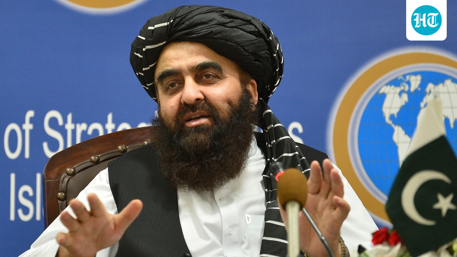 Afghan Taliban minister calls for dialogue with Pakistan amid spiralling military tensions between neighbours 1 9dc5f583310e5e004b3cff2153bf0b2bd5bd066876b810d003a0c6eb66ff3e09