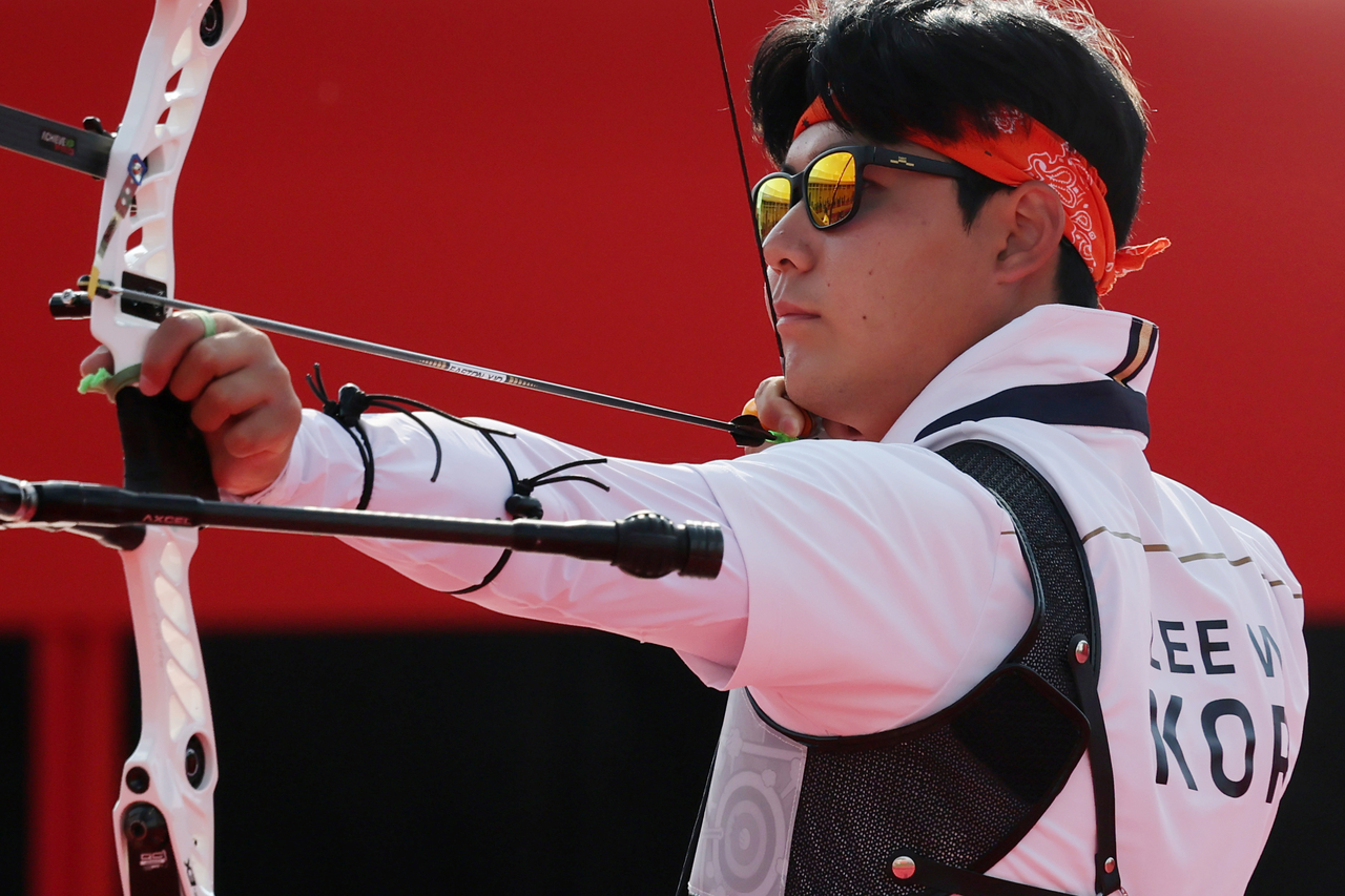 Lee Woo-seok wins gold in men's individual recurve, his 2nd gold at Asian Games 1 9e0cc3218a3c925b30734bccd8f407e18b35b60b843ccf253a96d55179f8e64e