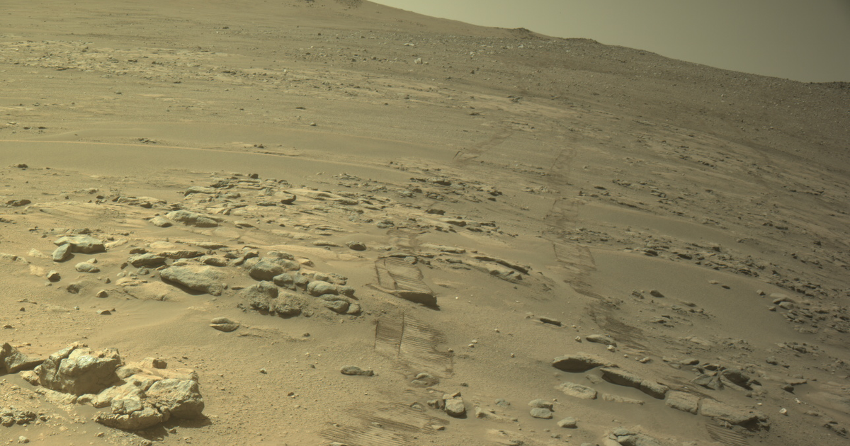 Mars rover sets new driving record on surface of another world 1 9f0573667371d8b5dad6c523b1c36844fbc2862a324478a24ac0795947a55fe7