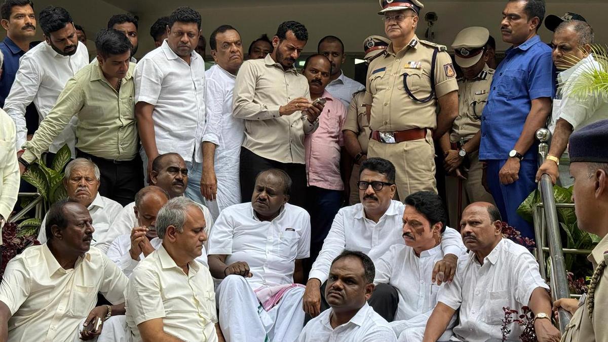 Here are the big stories from Karnataka today 1 a187acb48d84ef237a016bc136ae19067afaa28302f4cddfa44f669900ad8169