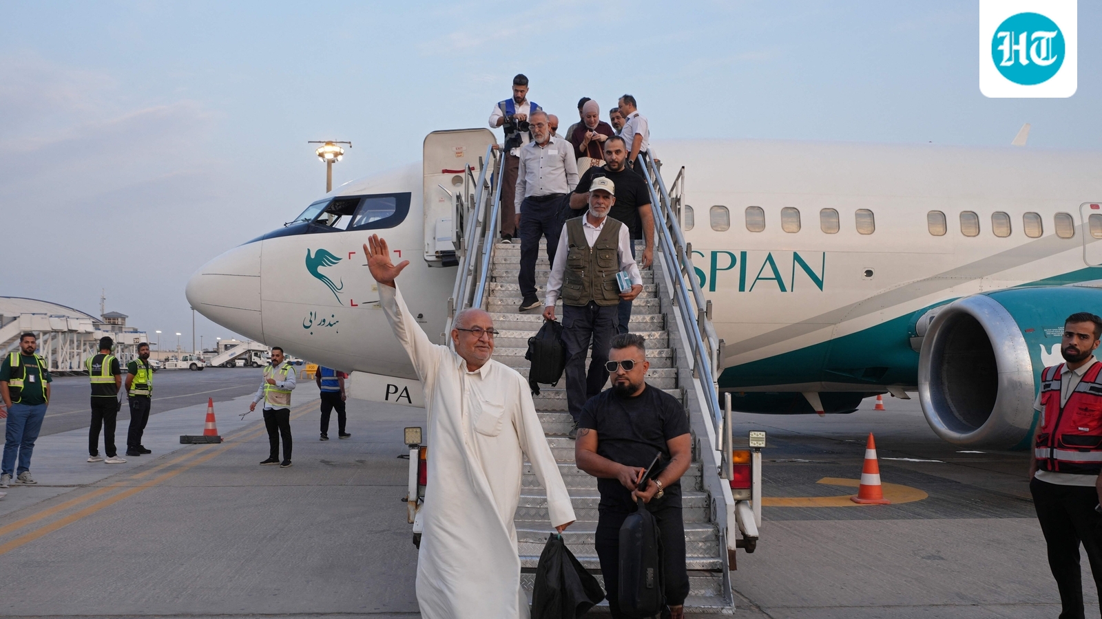 Iran airlines resume flights to Iraqi holy city after US exemption 1 a663879bdb325a26cc6f5bd0a19caa7420de3e8d93a46e10002ce3a1f0e7d7b9