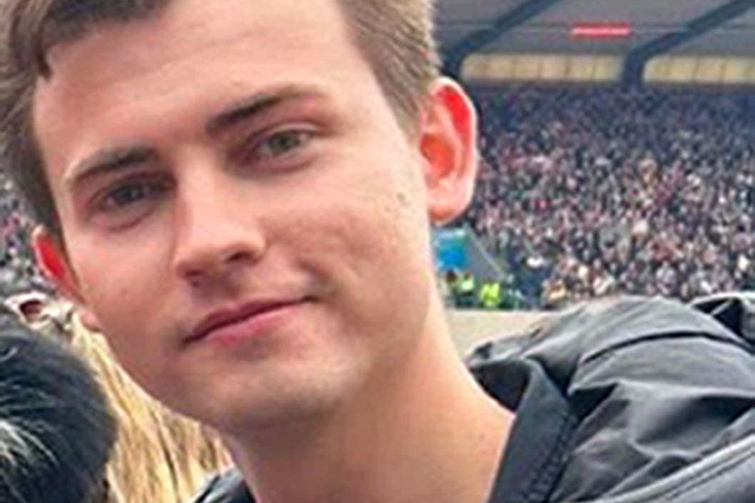 Family of grade error student who took own life settle university civil case 1 a8c44356a646941a07c7a2260f194c41ce7b9a6798a455bd6ecaf32a444c2c72
