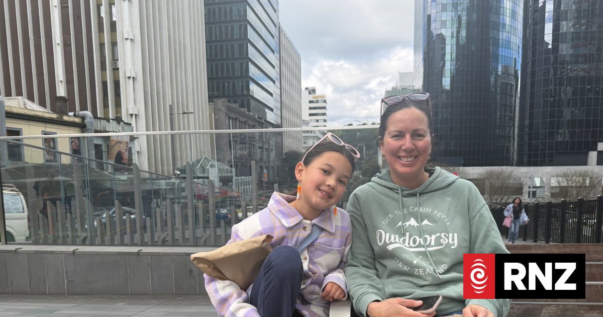'We are expected to work as if we don't have children': the school holiday juggle 1 ac64a31fba6c2b8d8247867931cdec5bb9575da3604f82983173808fe6240ce1