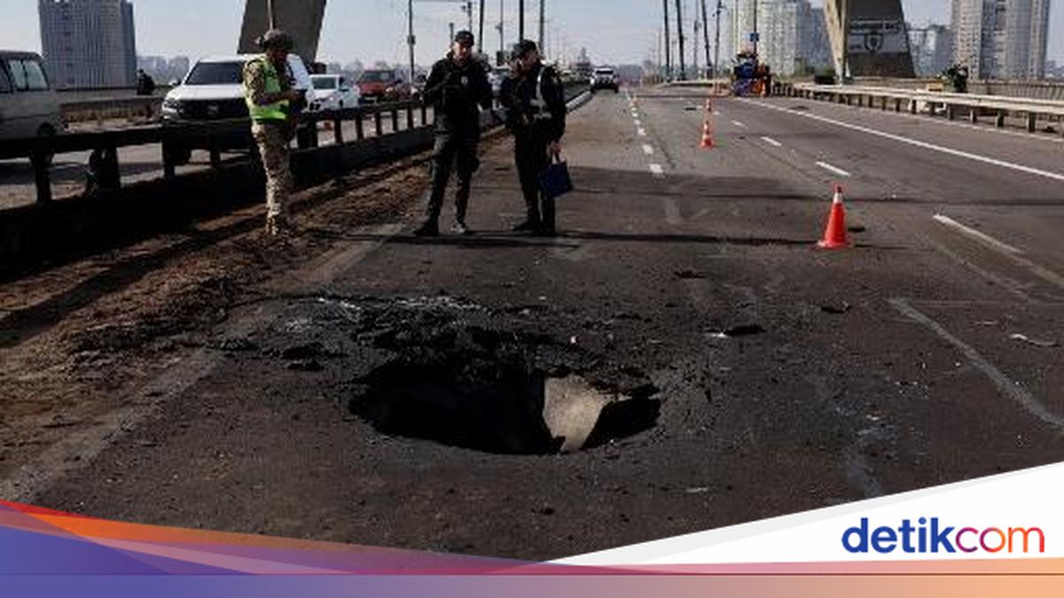 Rusia Serang Ukraina saat Kanselir Jerman Bertemu Zelensky, Sirine Meraung 1 aea2cda96e1cb2a299afb4d00656dde269c1158ec52757a01c5c7cdf8f64c1c0