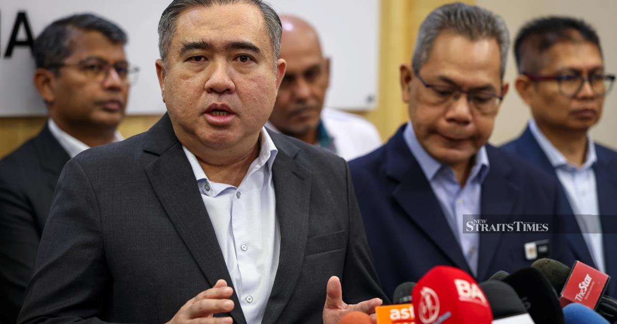 53,000 taxi, hire car and school bus drivers to get RM1,000 aid 1 afe77c6543bc4727373c3e188a45679776e6e0cf8eb0b8a1ae8f781e185809c5