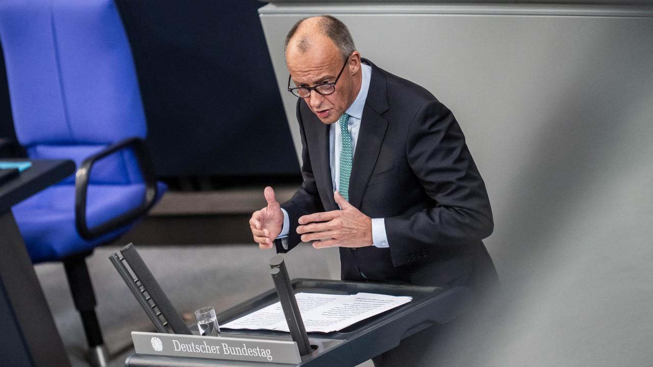 Kanzler setzt auf gute Regierungsarbeit gegen Extremismus 1 bdb79f975718d417fbcd5c2dda579c15faaea4b1dd271611200a275733d121b6