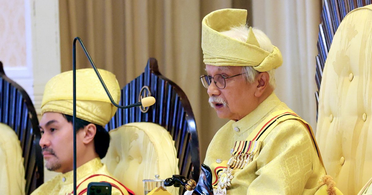 Tuanku Muhriz bestows state honours on three Undangs, consorts 1 c236bd516f0ed98f857b017b47a89ab0bb4c86cebde1bc32965e60a8e8528570