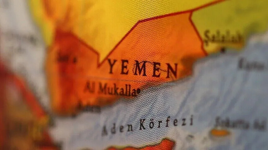 Yemen açıklarındaki tankerin çevresinde patlama sesleri 1 c673fdf73fd4c778ed970e05eb3b3f78c78ecfd411edae5187bc107ea9c7580a