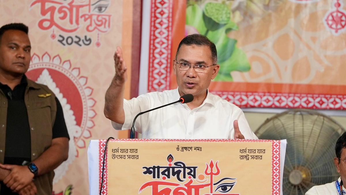 Tarique Rahman visits Durga Puja pavilions in Bangladesh 1 cfa0c60bf240018bc374a2efeb390ee339d1f9702829709cce531346bf75c9b1