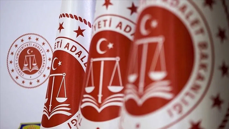 Alo Adalet 135'deki başvurular UYAP'tan da yapılabilecek 1 d16fc8232e82c455630454df9fe03e7a4ea2781f1aae7ea6c6887b4cc7869fb0