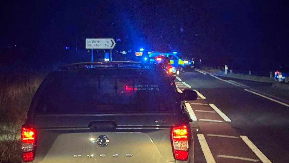 Young woman dies after horror three-car crash in Fife as driver rushed to hospital 1 d4ccbce619d0af08423b09b6c0ff7e5d2d8fca4d46277249de92b4f73c01659f