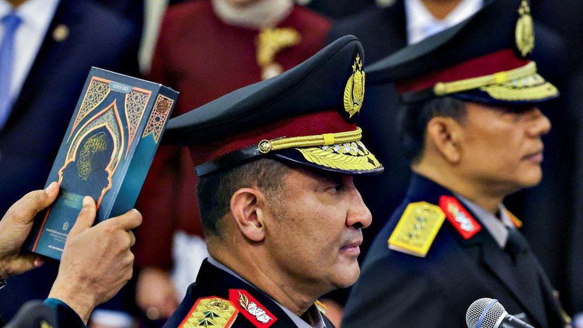 Daftar Petinggi Polri yang Kena Rombak Mutasi Terbaru 1 d847dcb1f3f2dbef2df5baa93cdcf0284db76b89f6f61c2c12db14dd8714422b