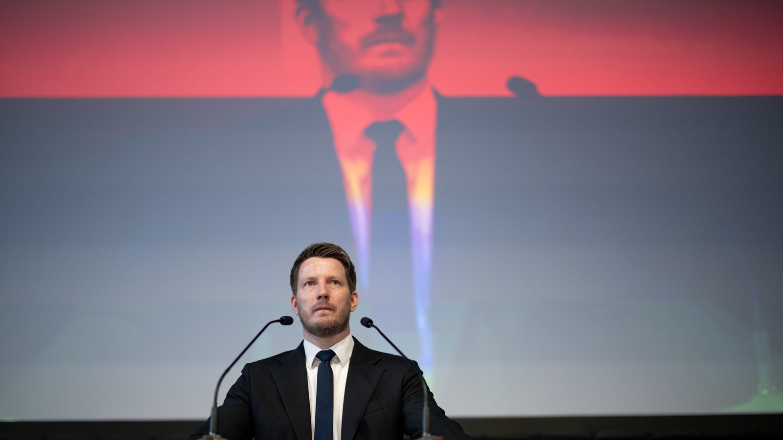 Vincentz will Kohle verlängern und stellt Dörfer in Frage 1 d8a50574a31b0b38fbd34316b1e944baed2acbcbc237a9a7d4cc0aa37321d573