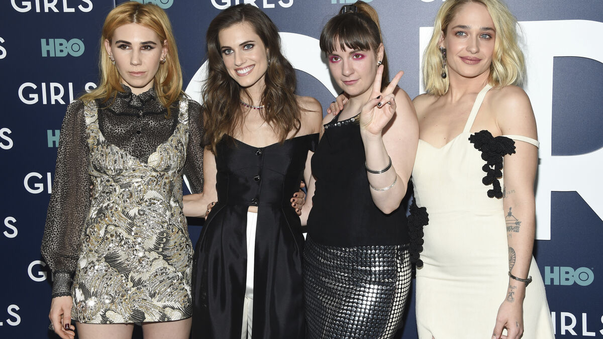 HBO Revives Lena Dunham’s Girls for Five New Episodes 1 d9adf989e308759b6954e6a35e0ff1bb649e03a6133713795ad1b3e0bb37aa70