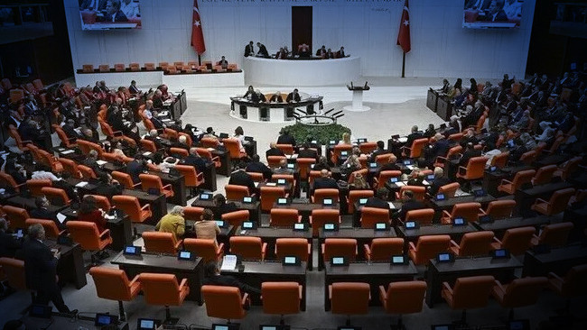 Mekke İttifakı Anlaşması Meclis'te 1 e1d142377b65c65300eafccc2e4c5799d8f93a43842d42a491524a06185d63b2