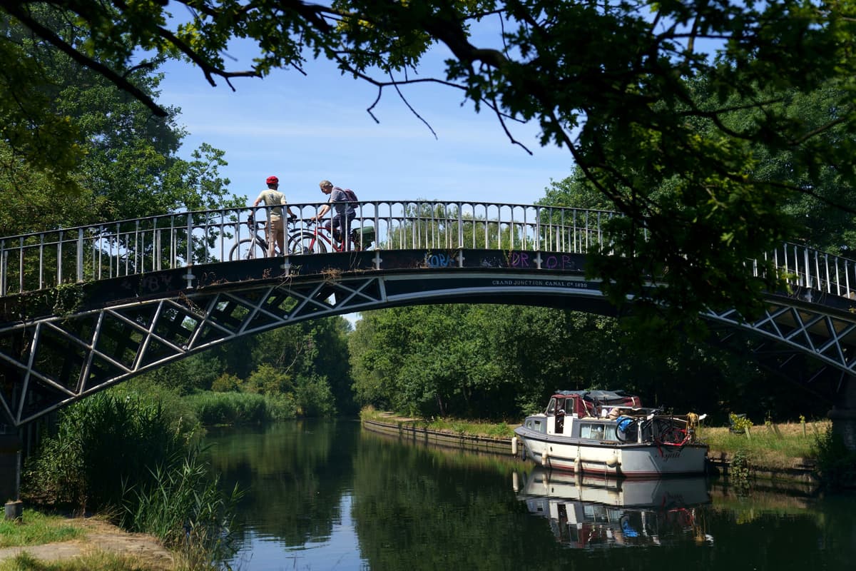 Survey finds 'disgusting' human waste and pollution across London's rivers 1 e7a007be1fd2a0d0b5ec21f48e799ae21be01124324d2ec819453da4a0e41496