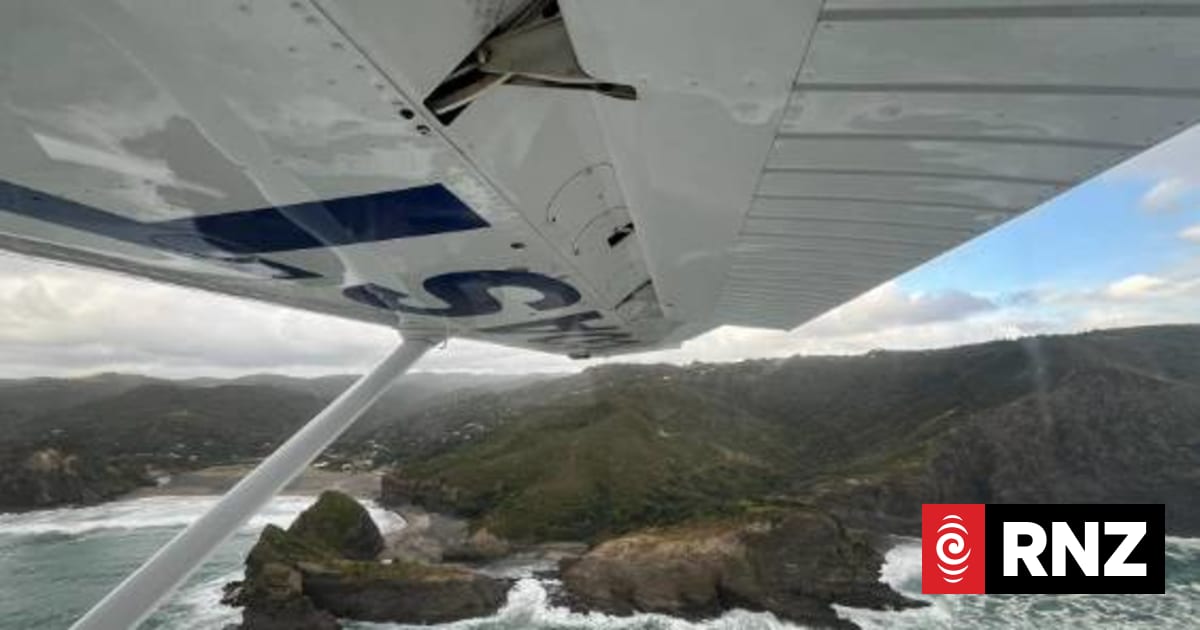 'Knee jerk response' - Coastguard air volunteers grounded over safety rule changes 1 e7f7a3abdf16c618fb927f45affd22f287f74e4a46e914a2888a91aa72f242b0