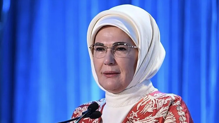 Emine Erdoğan'dan '15 Ekim Dünya Kadın Çiftçiler Günü' mesajı 1 f075dcb1e2eeaab46d8c1315bb1a38de3e075a25c028d7a357d6d5f4c9d49bcd
