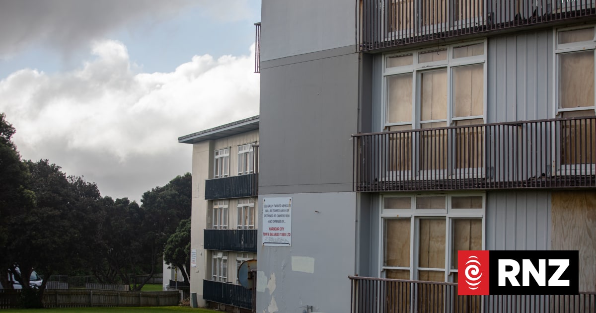 Kāinga Ora urged to halt pre-election sale of empty Wellington state houses 1 f50afb81de2b8b99ea970db7c87d18e00294338cc80b618d6f91072baca71ff3