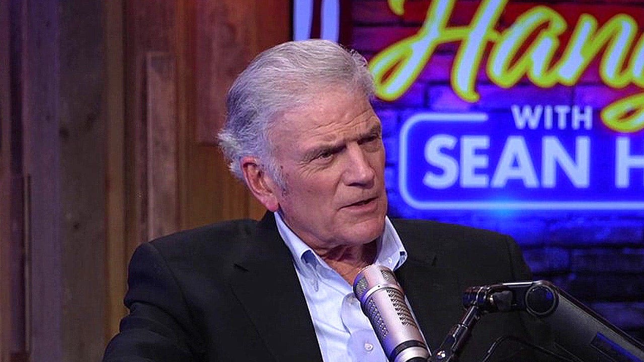 Franklin Graham shares toll of Billy Graham’s time away evangelizing, recalls not recognizing own father 1 f72e34de3350f467e381ba46fe4f83f2f794a93c23ed3fba24a63913f2a64f82