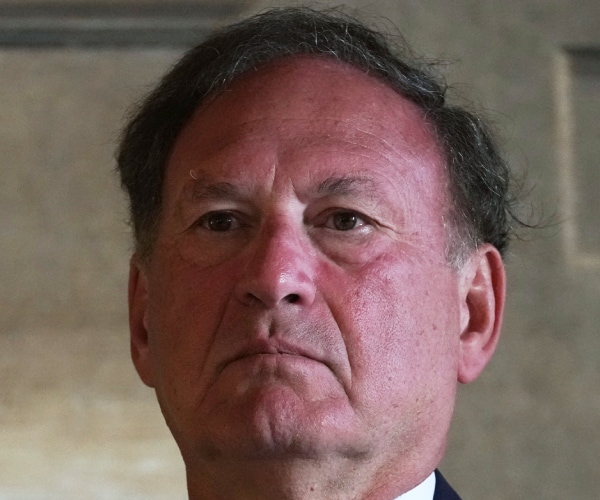Justice Alito: 'I Thought About' Retiring This Summer 1 fbbc1fa55eab3e2f16b5b18cdd97232bb6f6d727f2356c3d30aefc81667f7a84