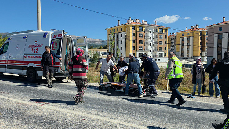 Kütahya'da feci kaza: Otomobille çarpışan motosikletin sürücüsü hayatını kaybetti 1 fd9ccab3126e187adc4c38ffddaa16be214b5484bc2c431a39842f798e703b4f