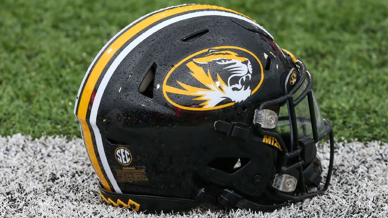 Mizzou freshman OL hospitalized, awaiting heart transplant, Drinkwitz says 1 ff00332494914b0bbc953e35137e066a1b12197d88dea6b2c4f0d3b10ee7dac8
