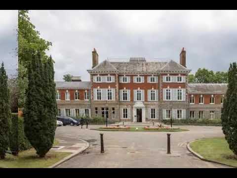 Cash-strapped London council reveals plan to cut spending by £39million: 1 hqdefault 5